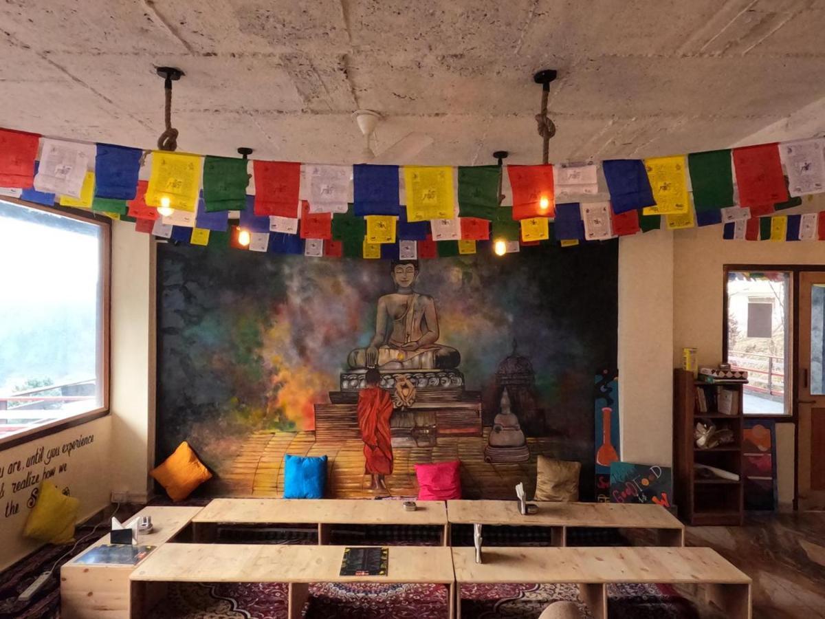 Cafe Monkbase- Food And Stay Manāli Exterior foto