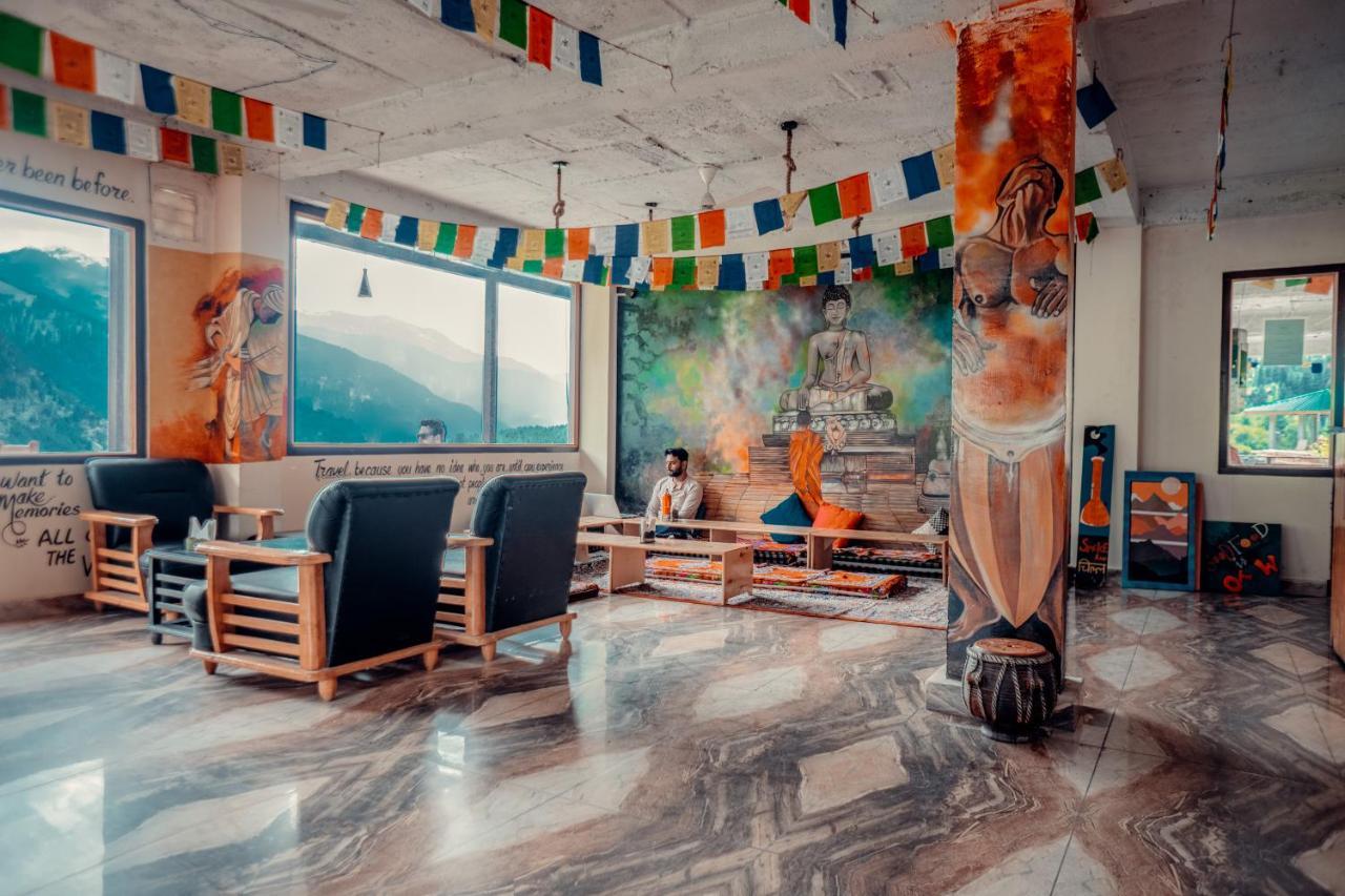 Cafe Monkbase- Food And Stay Manāli Exterior foto