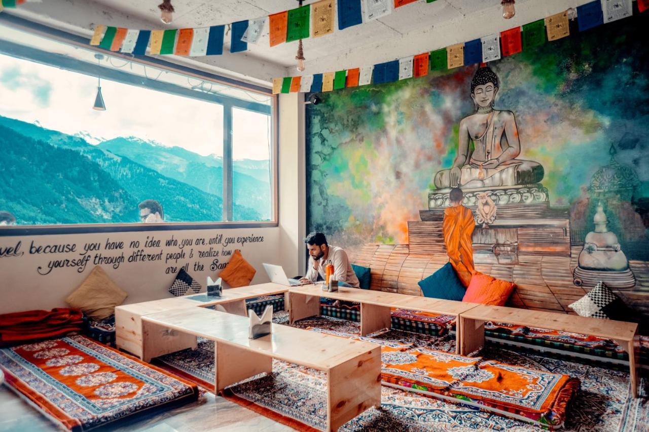 Cafe Monkbase- Food And Stay Manāli Exterior foto